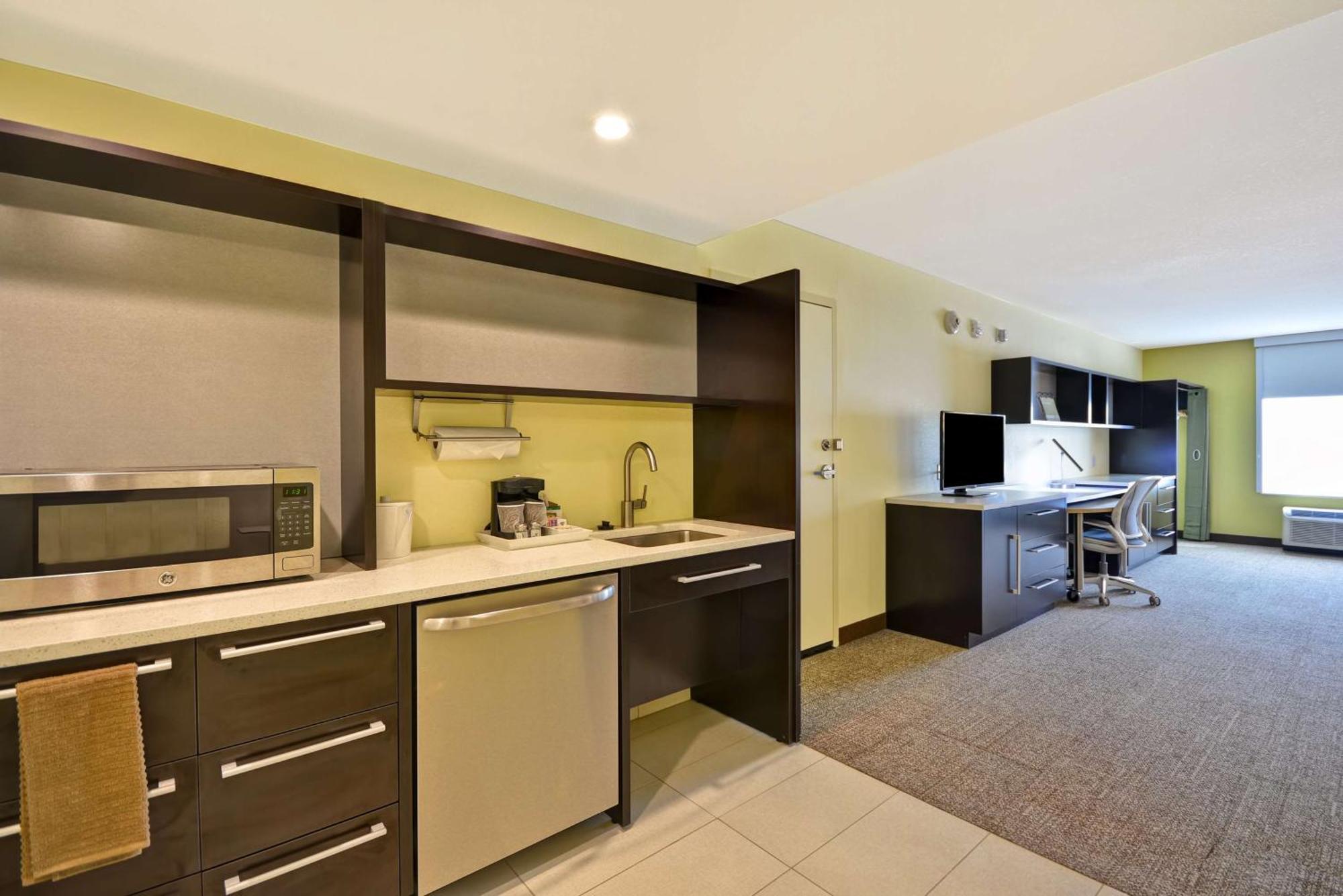 Home2 Suites By Hilton Dallas North Park Экстерьер фото