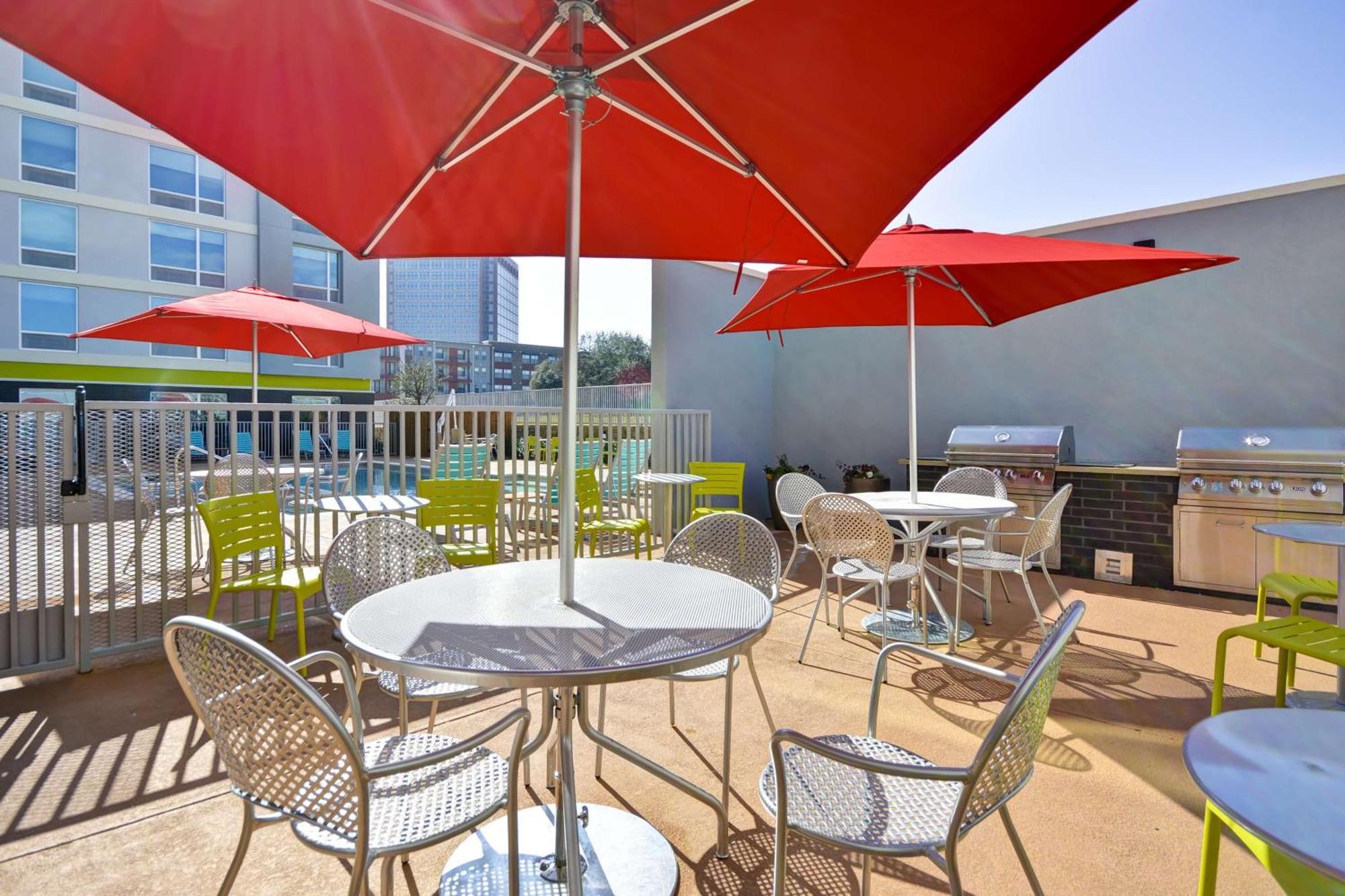 Home2 Suites By Hilton Dallas North Park Экстерьер фото